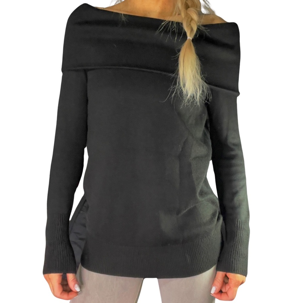 LOFT Off-Shoulder Foldover Black Sweater‎